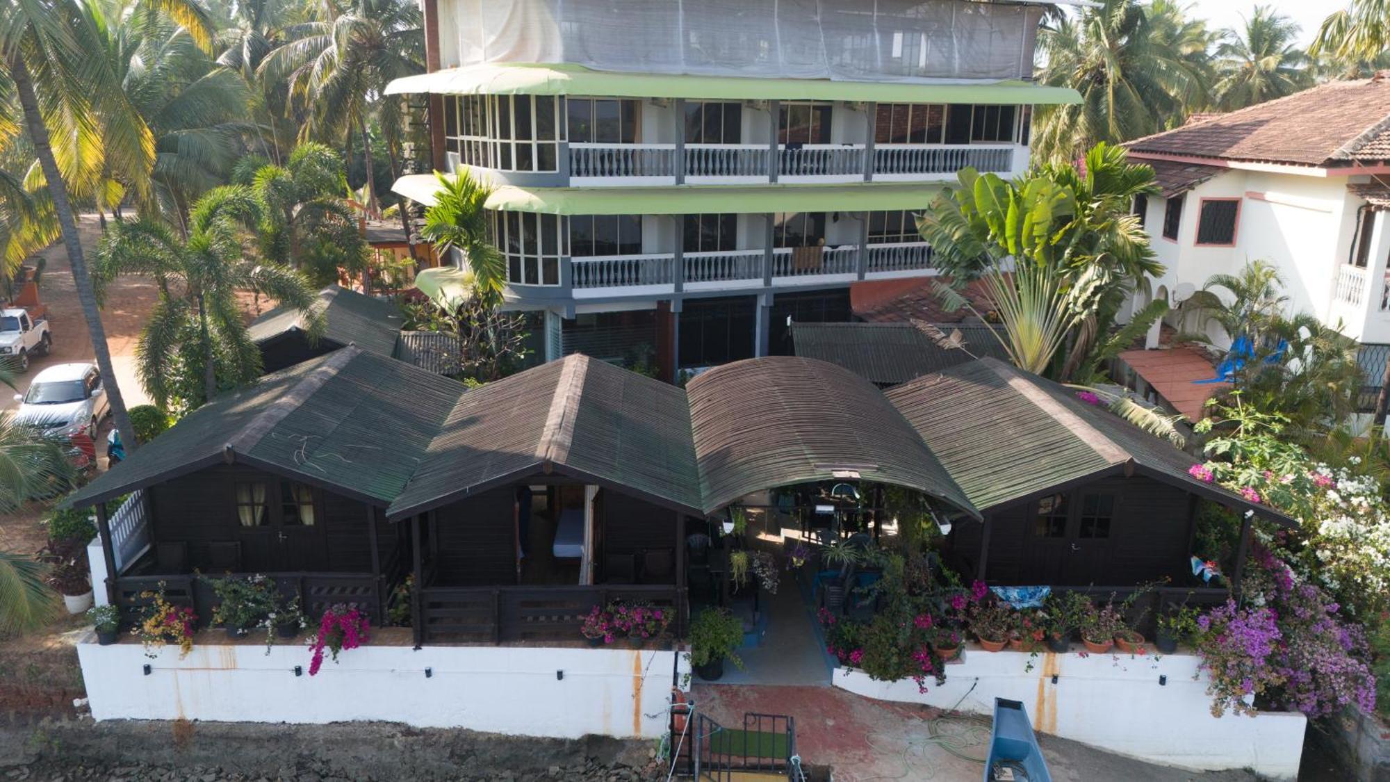 Sal Riviera Hotel Cavelossim Exterior foto